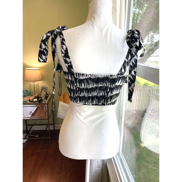 NWT ZARA Crop Top Sz S  Hearts Black White Smocked Bow Tie Shoulder Straps - Picture 8 of 8